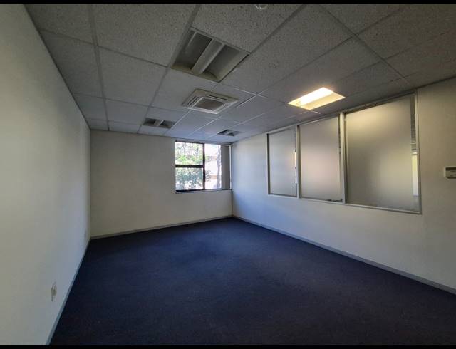333M² OFFICE TO LET IN ROSEBANK